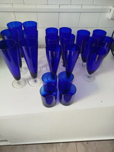 Jogo Antigo 21 Peças Cristal Azul Cobalto Pé Transparente Estilo Hering