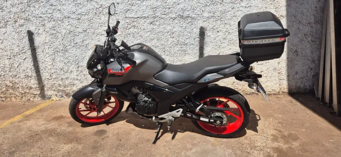 FZ15 2025