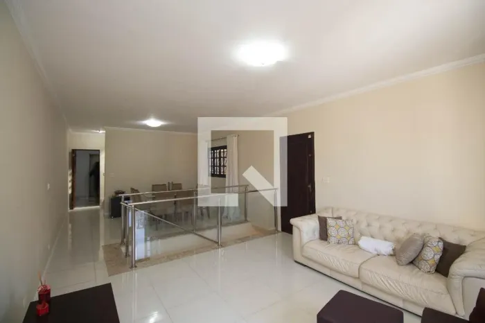 Casa à Venda - Vila Irmaos Arnoni, 4 Quartos, 204 m2