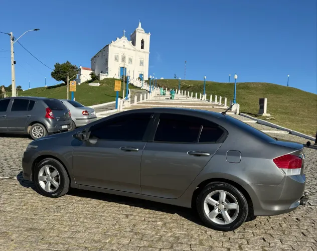 Honda City Sedan LX 1.5 Flex 16V 4P Mec. 2011