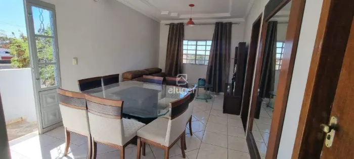 Casa para alugar, 3 quartos, 2 vagas, Esplanada - Montes Claros/MG - R$ 2.600,00 - Alugar