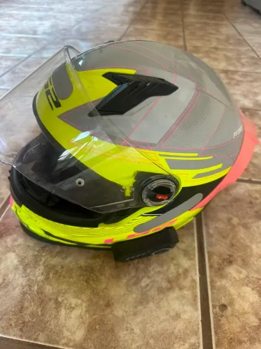 Capacete ls2