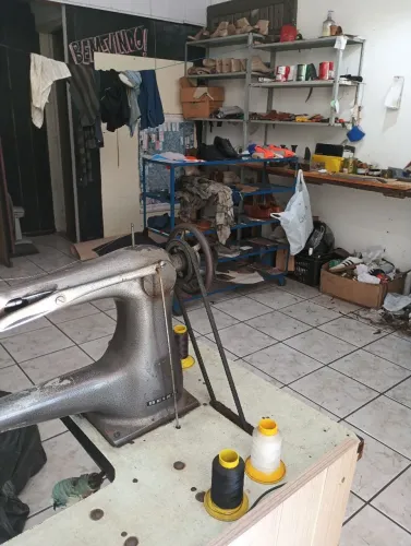 Sapataria conserto de calçados 