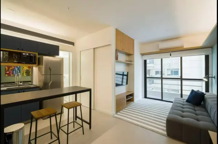 Apartamento MOBILIADO PARA LOCAÇÃO - 1 DORMITORIO, SALA COM VARANDA, 01 VAGA - COM PISCINA