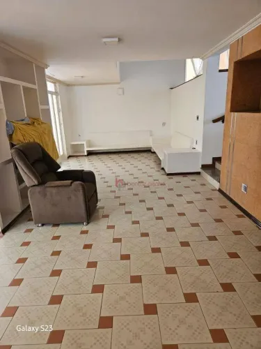 Casa com 3 Quartos para alugar, 318 m² por R$ 4.805/mês - Vila São Pedro - São José do Rio