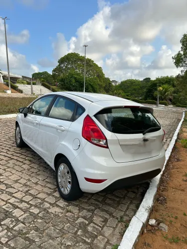 Ford Fiesta 1.5 16V Flex Mec. 5P 2016