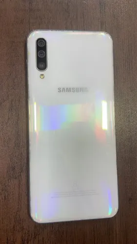 Samsung A50