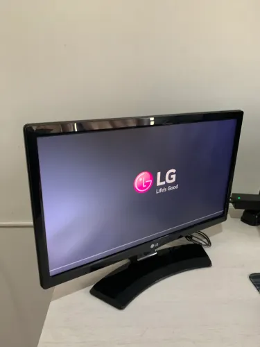 TV Monitor LG LCD LED - 20" (19.5") FHD