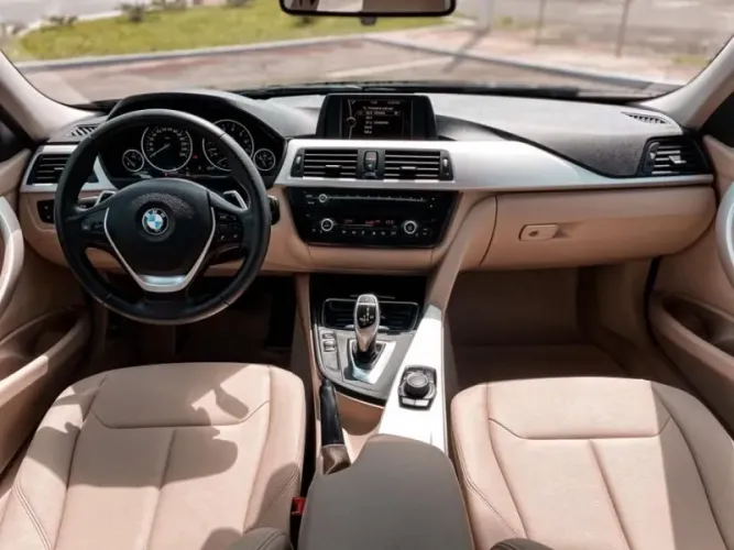 BMW 320I A 2.0 Turbo/activeflex 16V 184cv 4P 2015