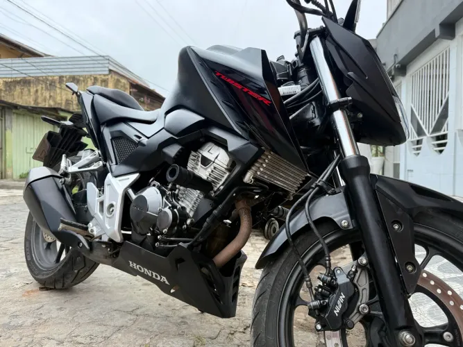 Honda CB 300 Twister