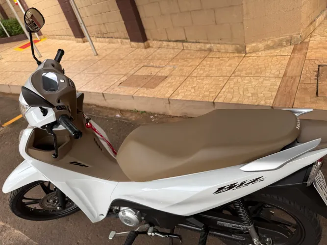 Biz 2026 modelo Ex a mais completa