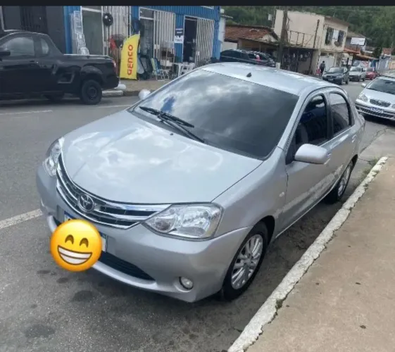 Toyota Etios XLS Sedan 1.5 Flex 16V 4P Mec. 2013