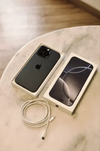 IPHONE 16 PRO MAX 256GB
