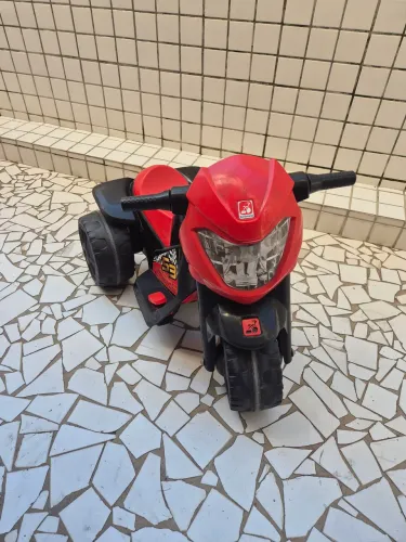 Moto Elétrica Infantil Bandeirante 6V (Triciclo) - Vermelha