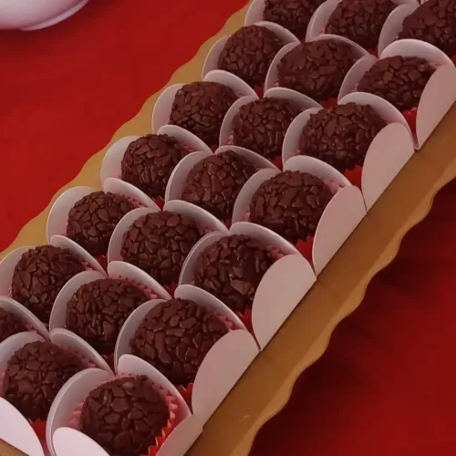 DOCES DE FESTA