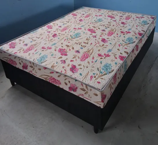 Cama casal unibox espuma.