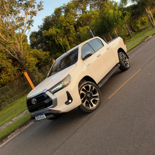 Toyota Hilux CD SR 4X4 2.8 TDI Diesel Aut. 2022