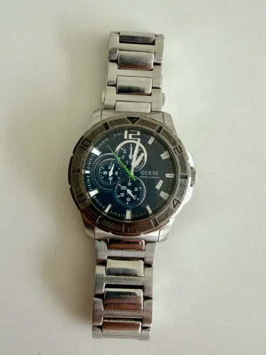 Relógio Guess prateado masculino