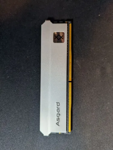 Memória RAM 8GB Asgard DDR4 3600mhz