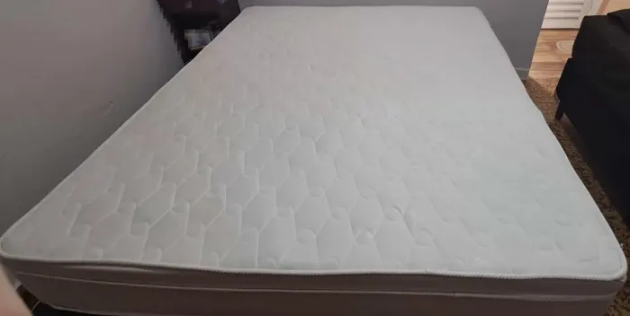 Colchão Queen linha ouro - sem uso
