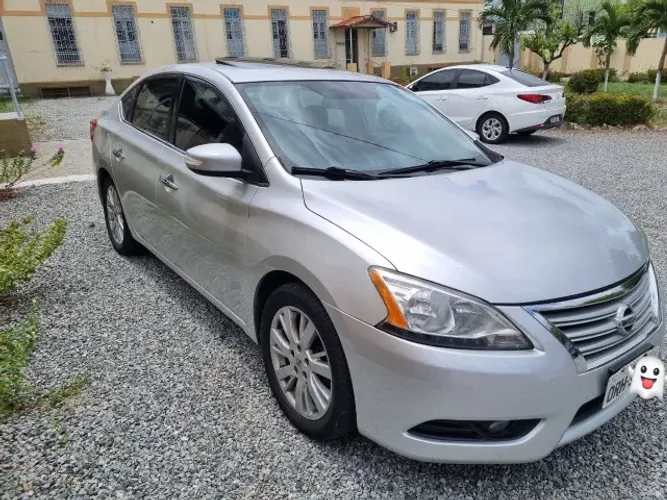 Nissan Sentra SL 2.0 Teto Solar | Top de Linha | Aut. 2015