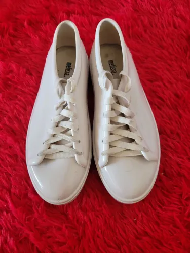 tênis número 37 Melissa