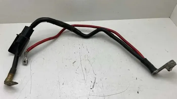 Cabo Positivo Da Bateria Vw Passat 2006/2010 1k0 971 228