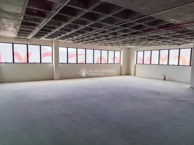 Imóvel comercial para venda com 156 metros quadrados em João Paulo - Florianópolis - SC