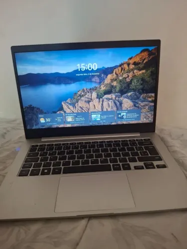 vendo notebook sem marca de uso novo