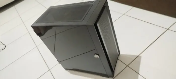 Gabinete gamer acegeek tempest insufilmado