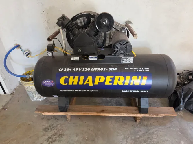 Compressor chiaperini