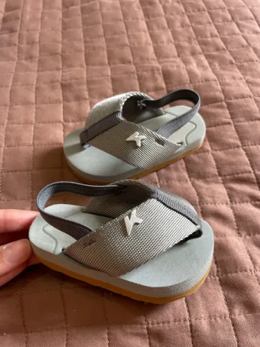 sapatinhos de bebê