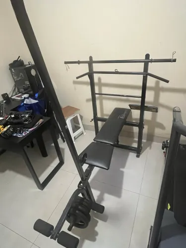 APARELHO DE MUSCULAÇÃO 