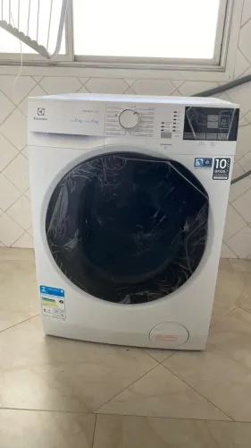 Lava e Seca Eletrolux 11kg Branca Perfect