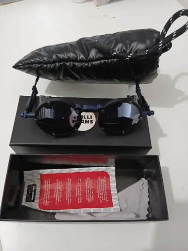 Oculos Chilli beans ALOK