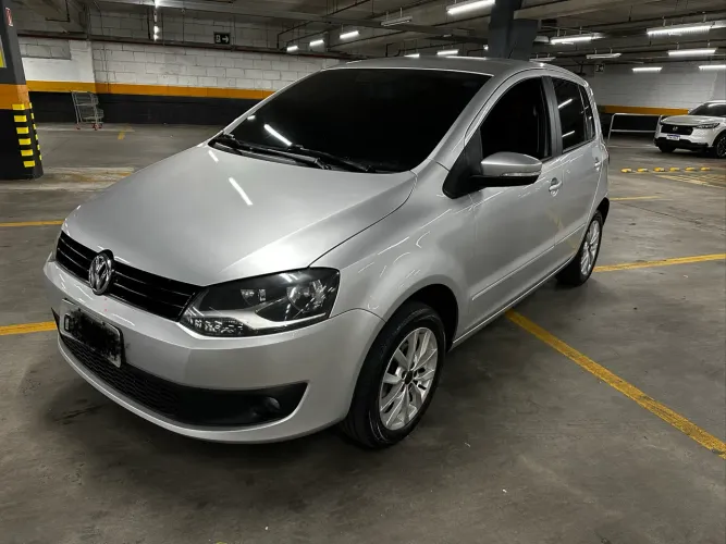 Volkswagen Fox Prime/higli. 1.6 Total Flex 8V 5P 2014
