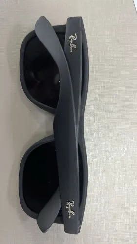 Óculos Rayban modelo Justin