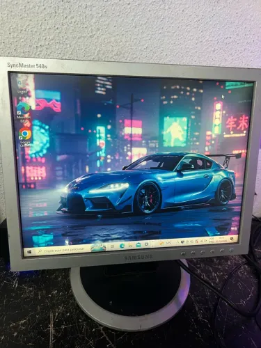 Monitor 15 polegadas Samsung - com detalhe