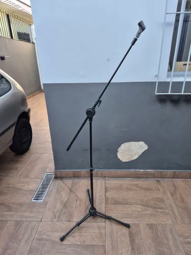 Pedestal para microfone