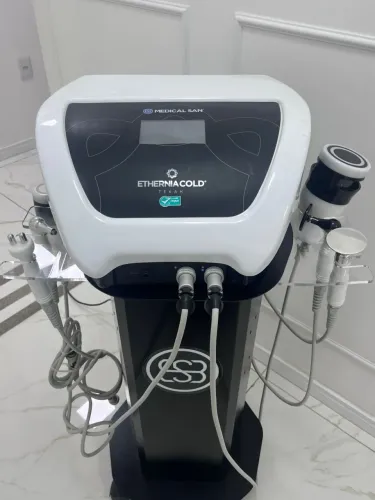 Ethernia Cold - criofrequência, tecaterapia e radiofrequência mono e multipolar