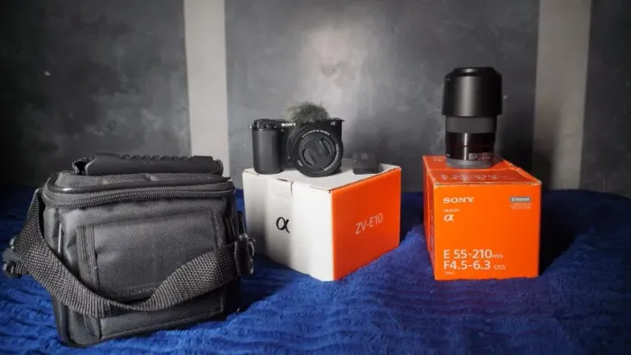 Vende-se ZVE-10 + Lente Kit e 55-210 + bolsa