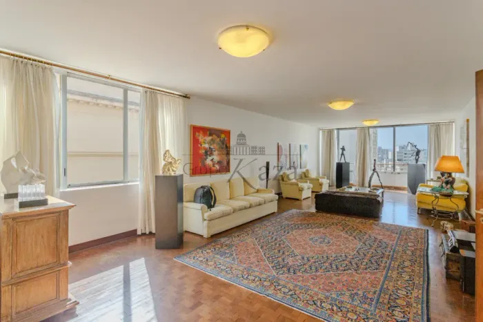 Apartamento - Higienópolis - 4 Dormitórios - 358,30m².