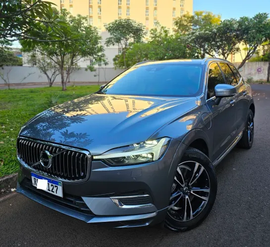 Volvo XC-60 XC 60 T-8 Híbrido Momentum 2.0 5P 2021