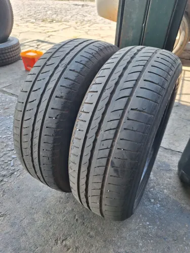 Pneus 185 60 15 Pirelli P1 (meia-vida)
