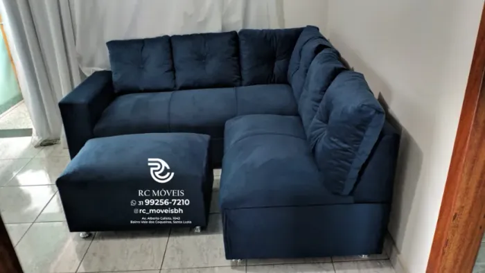 Sofá de Canto Sandero com Puff - Suede D33 Direto da Fábrica