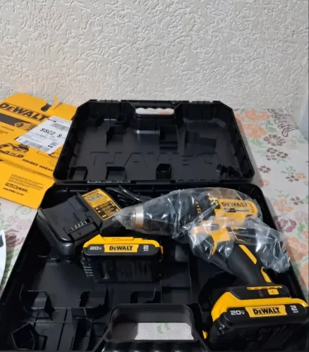 PARAFUSADEIRA DCD7781 D2