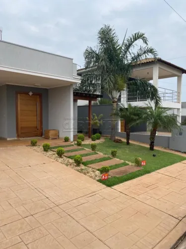 Casa Condomínio em Araraquara