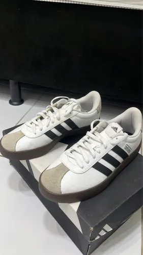 Tênis adidas court tamanho 40
