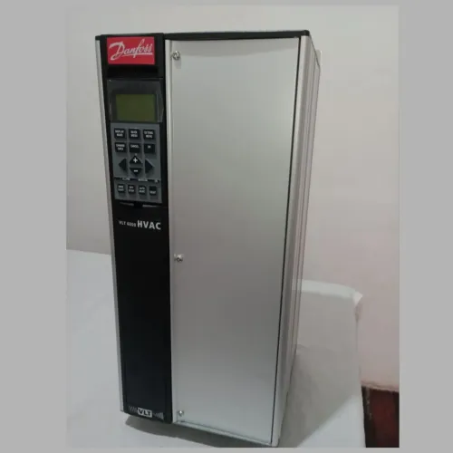 Inversor de Frequência Danfoss VLT 6000 HVAC VLT6022 23CV Industrial