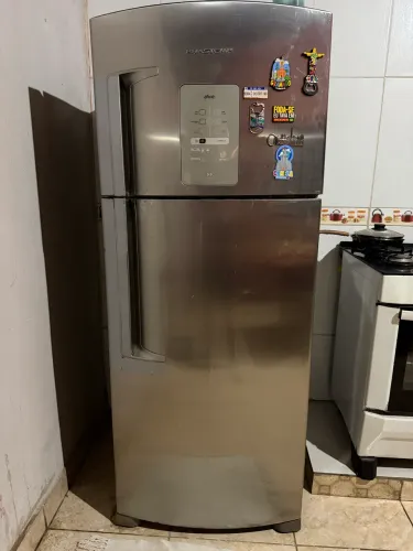 Geladeira BRASTEMP FROST FREE 480lts